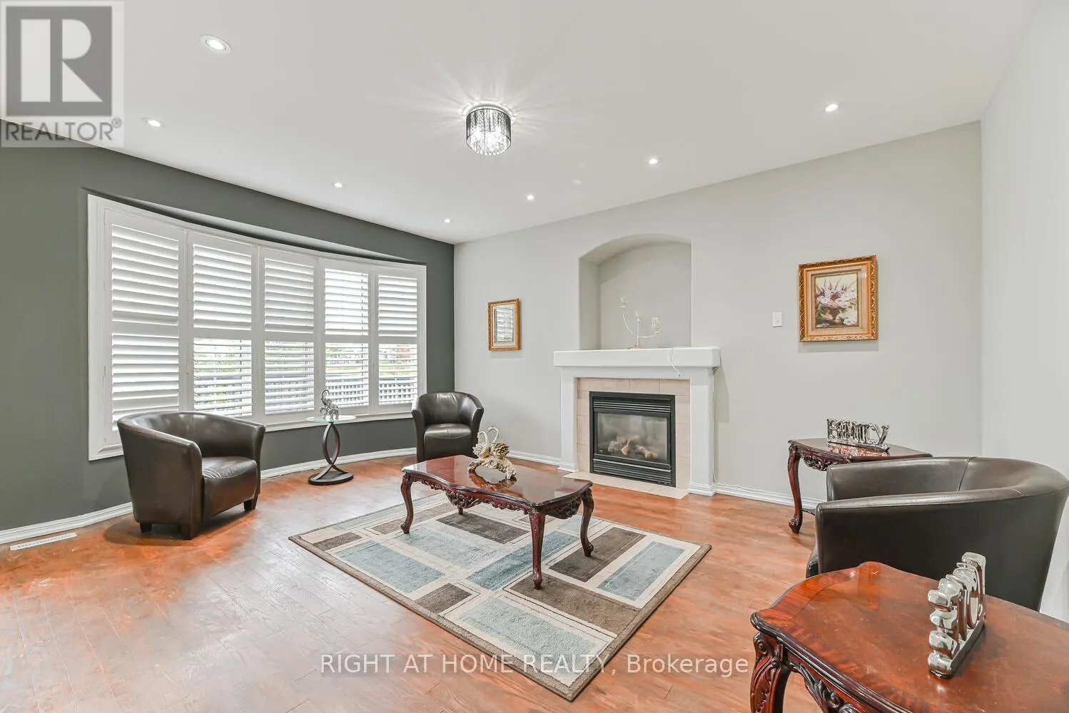 21 HOPTREE AVENUE