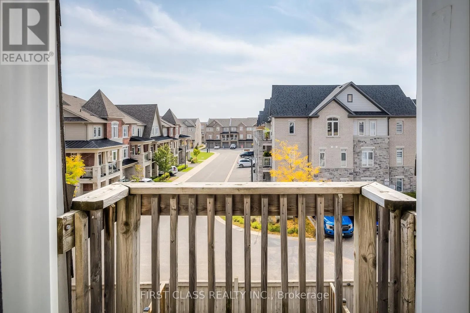 1719 CAROUSEL DRIVE