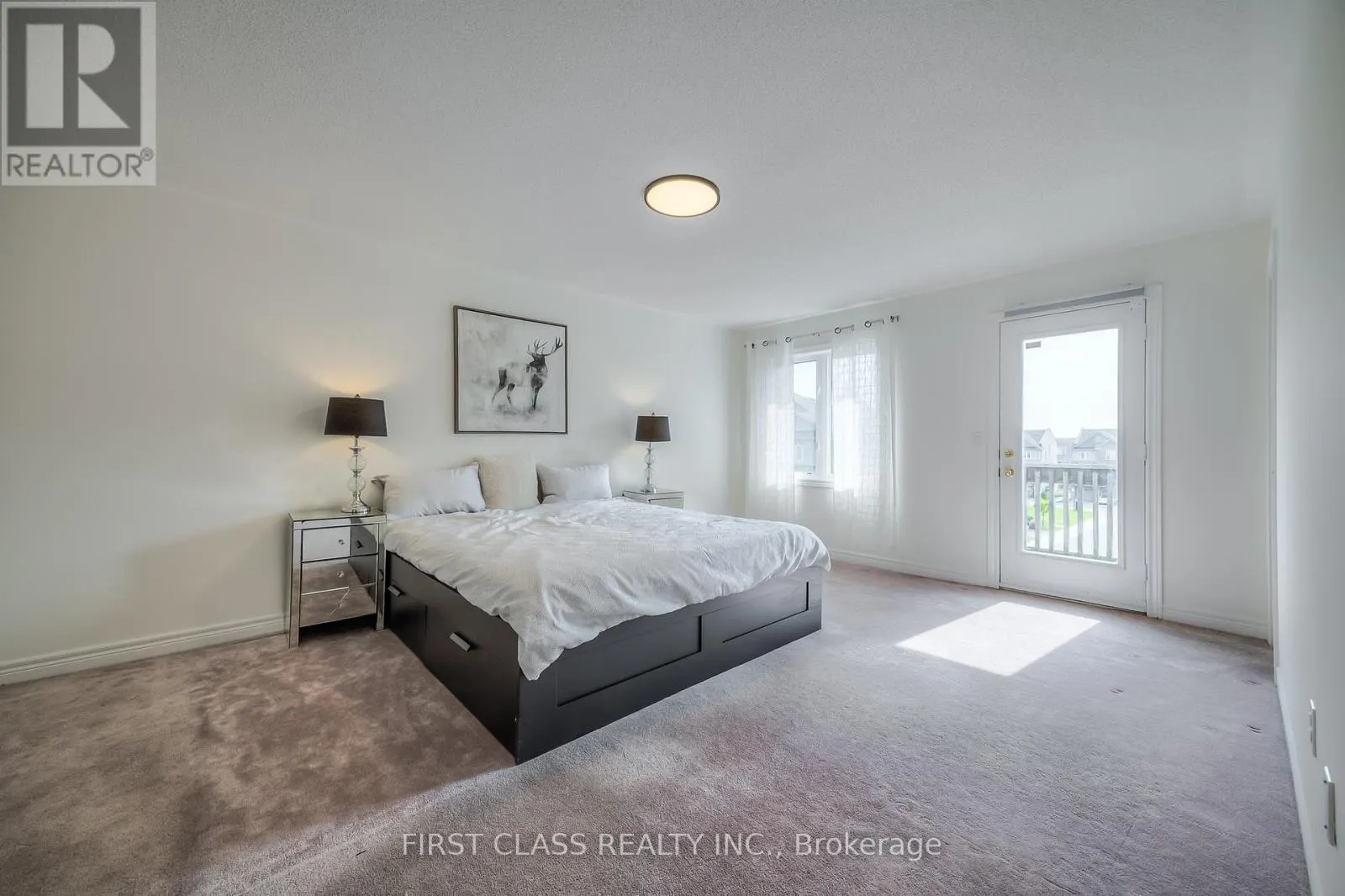 1719 CAROUSEL DRIVE