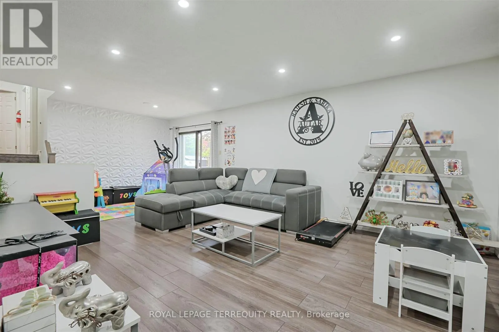 1170 TRILLIUM COURT