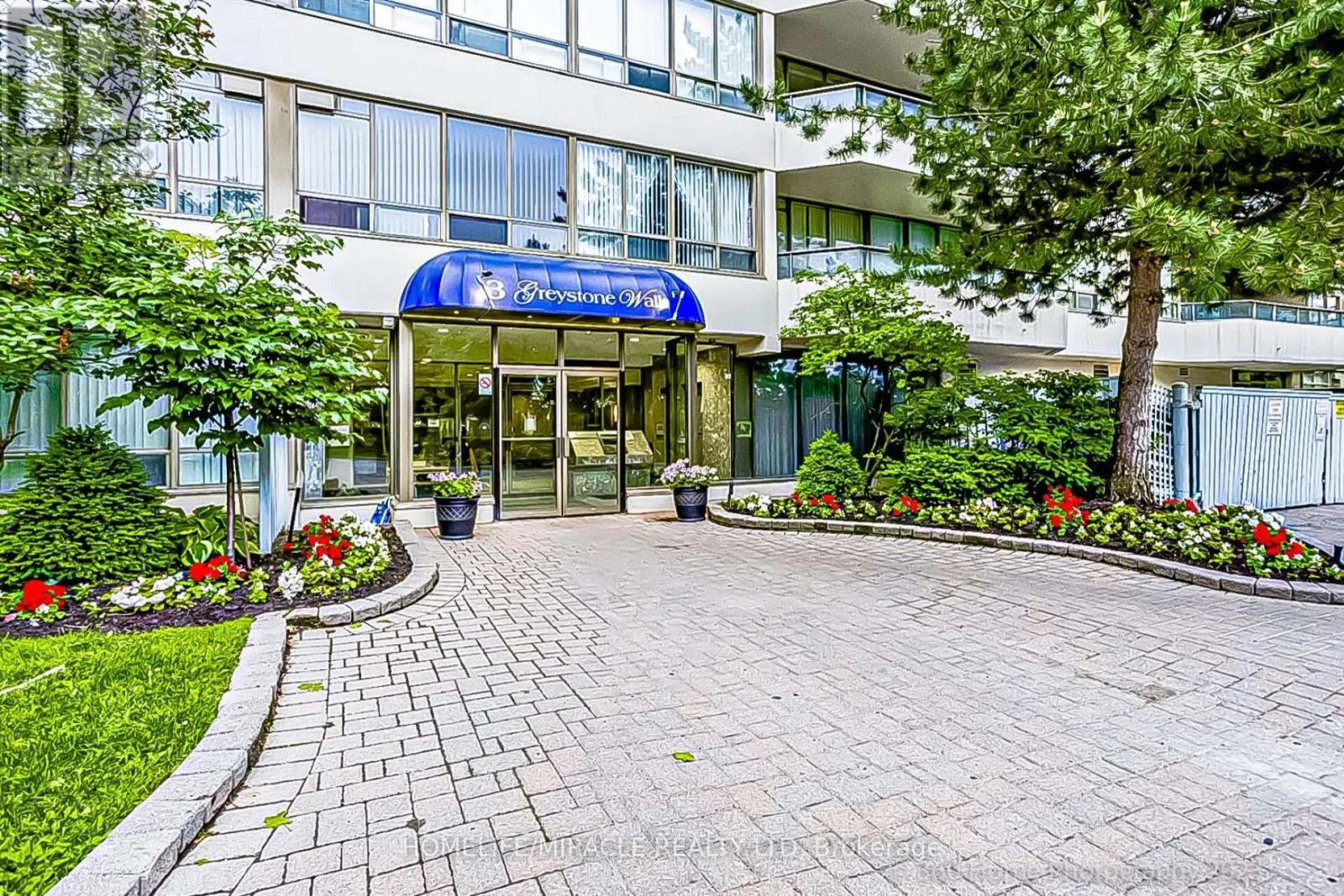 1531 - 3 GREYSTONE WALK DRIVE