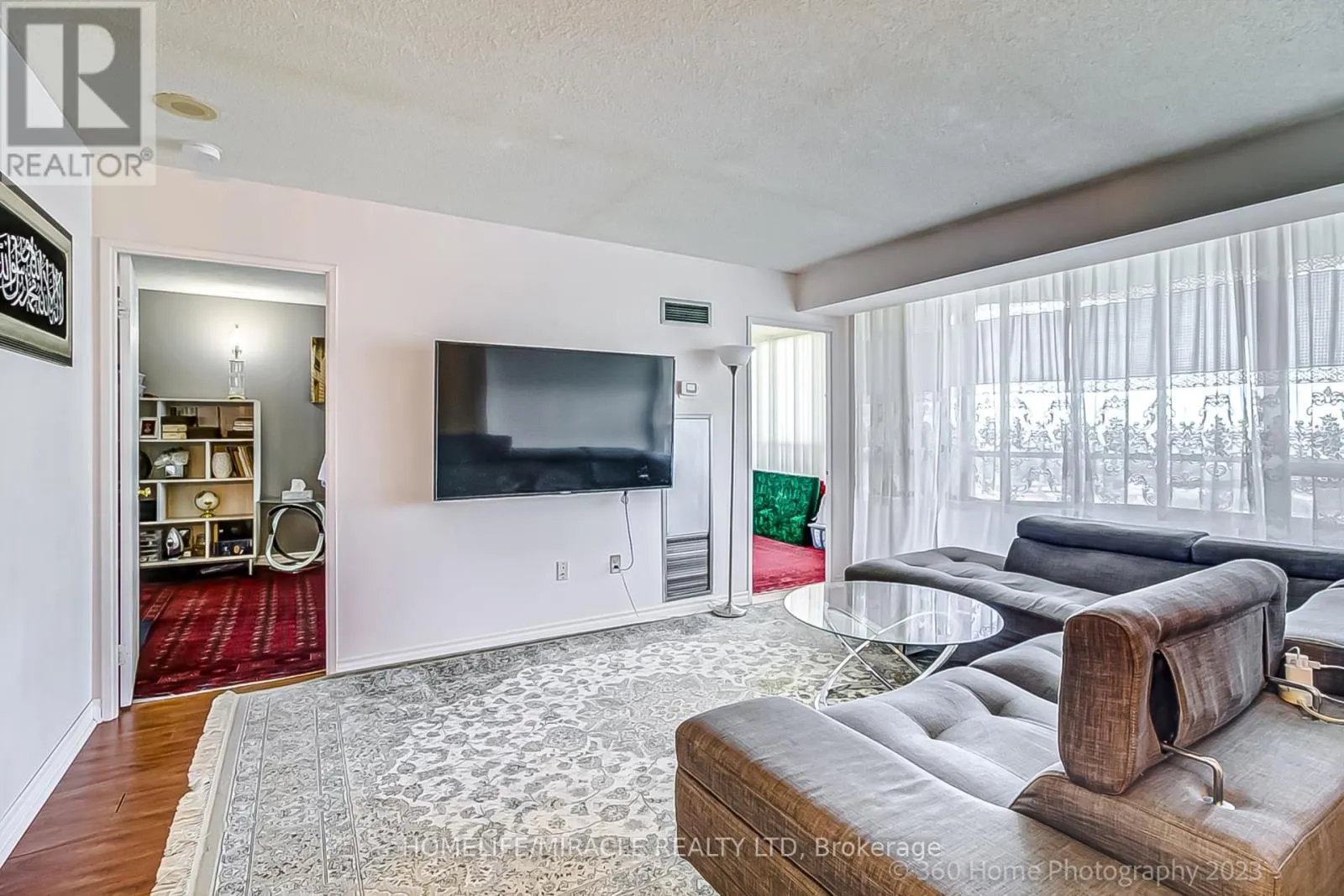 1531 - 3 GREYSTONE WALK DRIVE