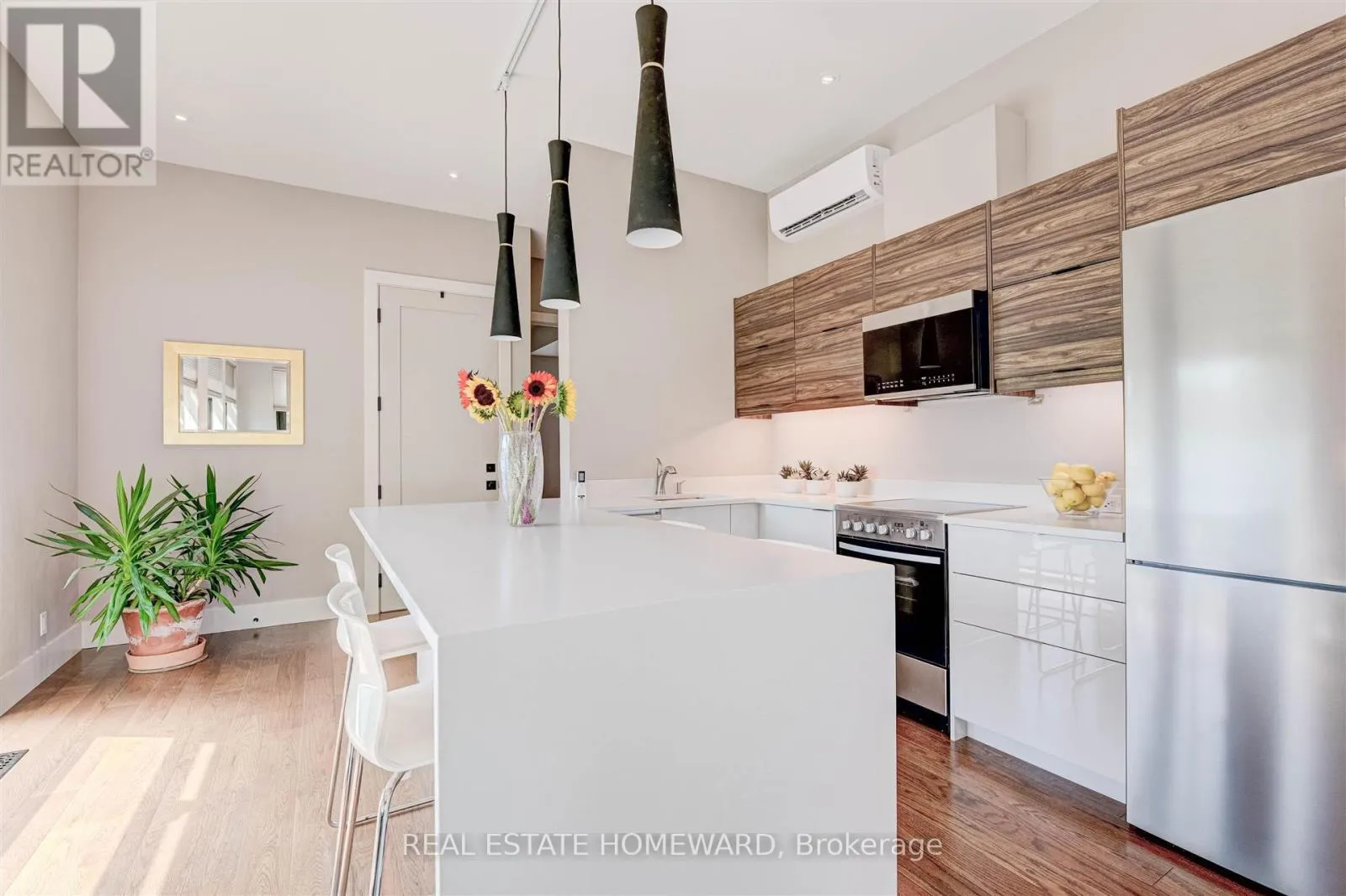 UPPER - 118 SWANWICK AVENUE