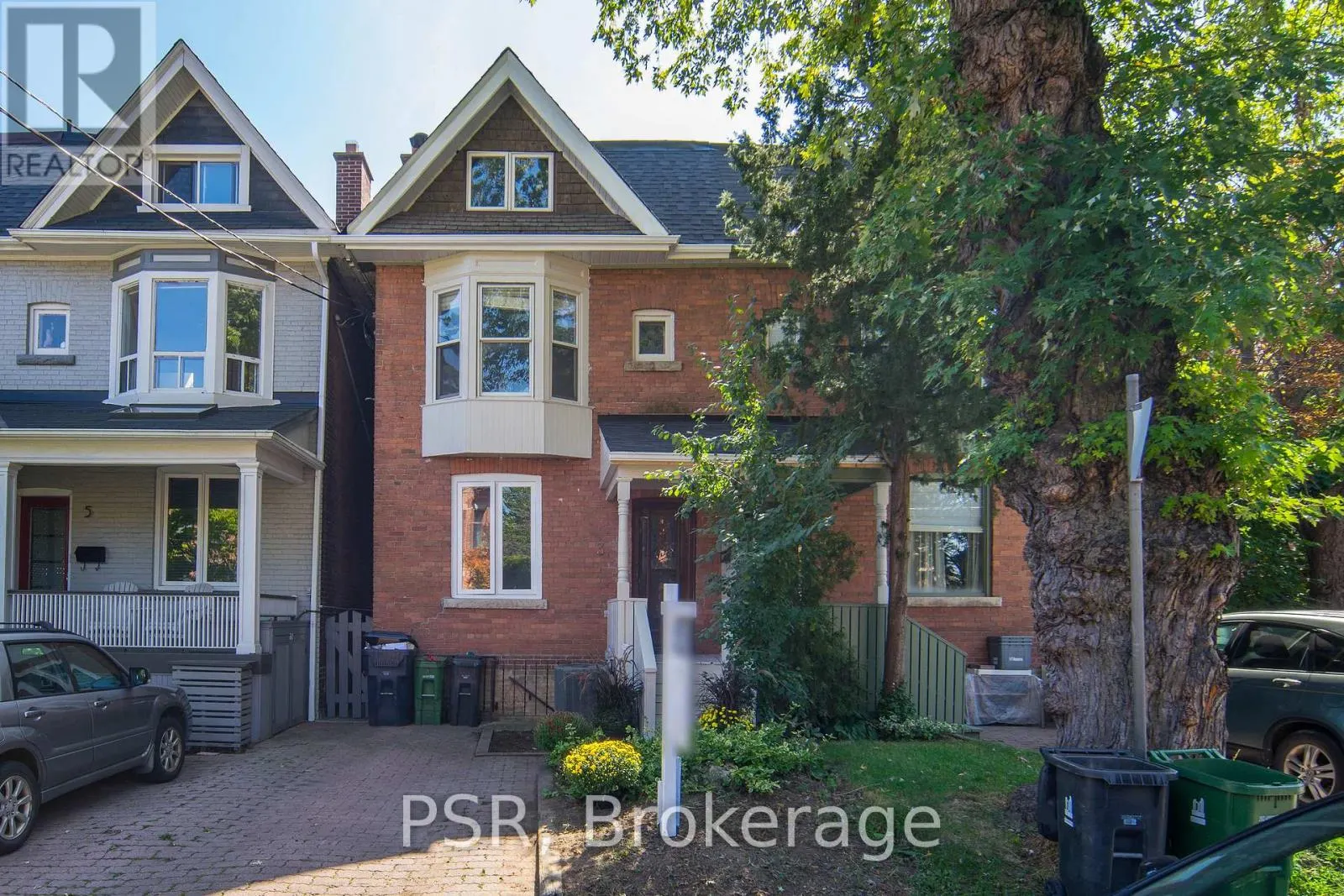 3 VICTOR AVENUE