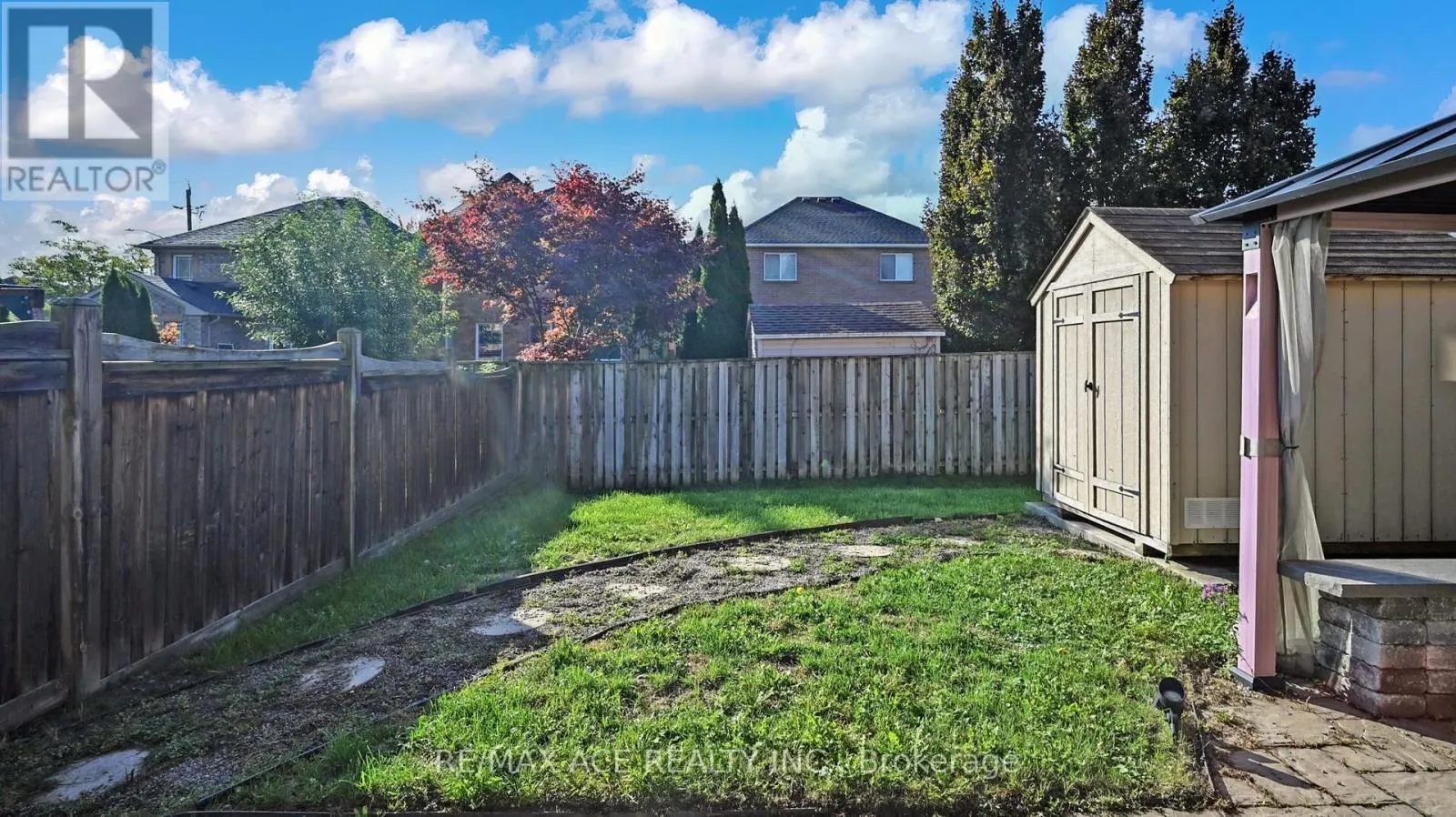 5 BEVERTON CRESCENT