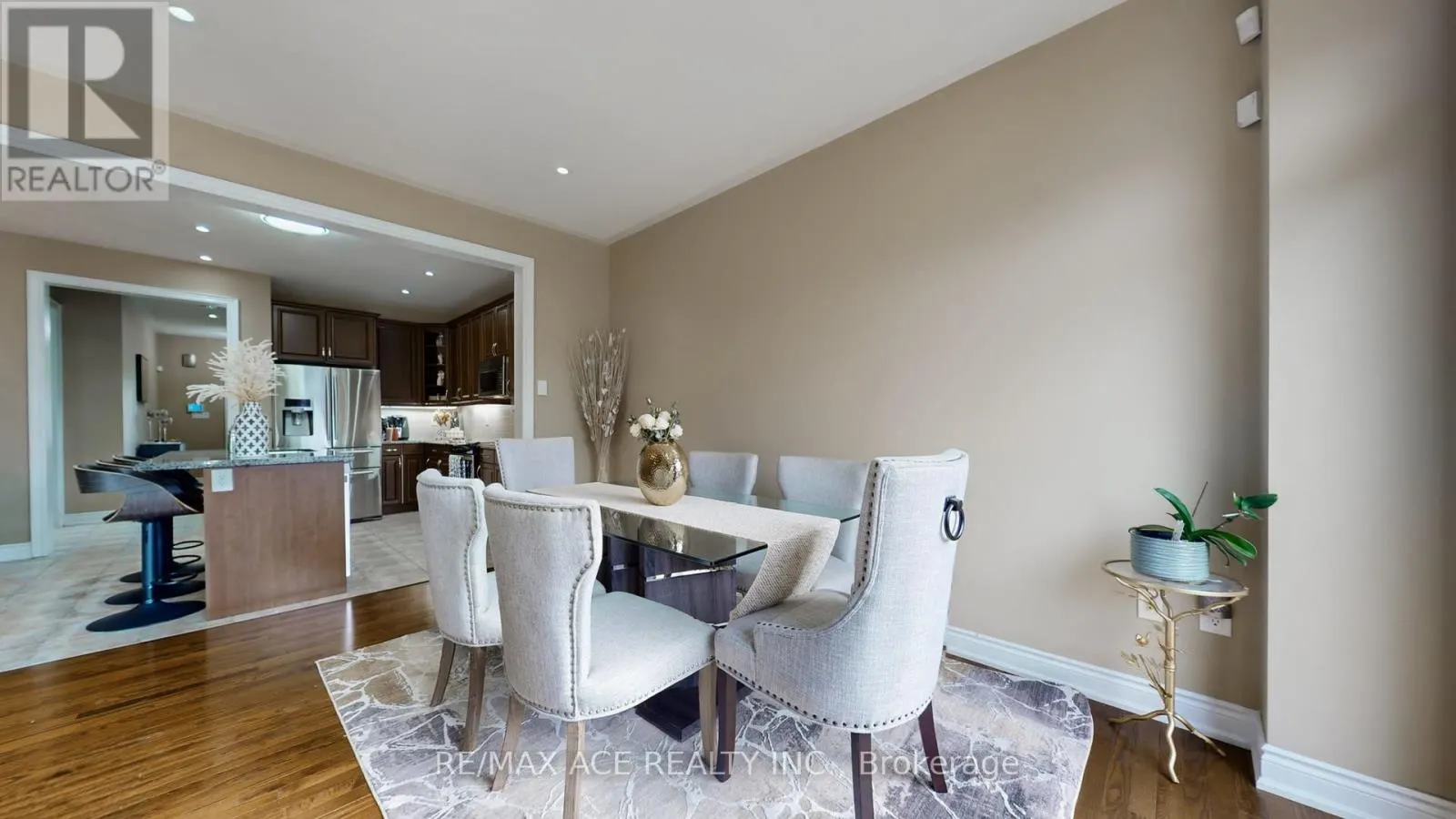 5 BEVERTON CRESCENT