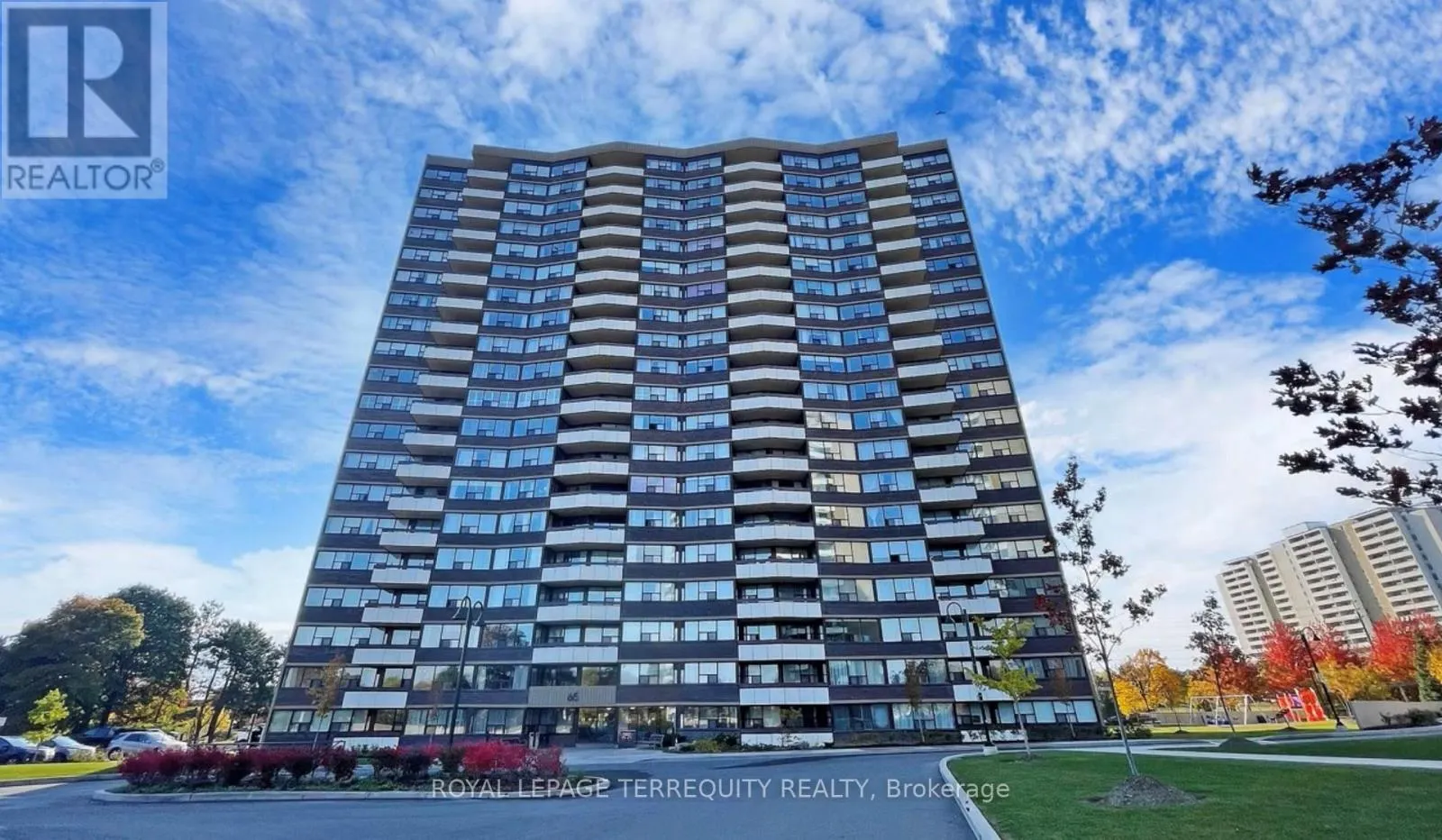 PH4 - 65 HUNTINGDALE BOULEVARD