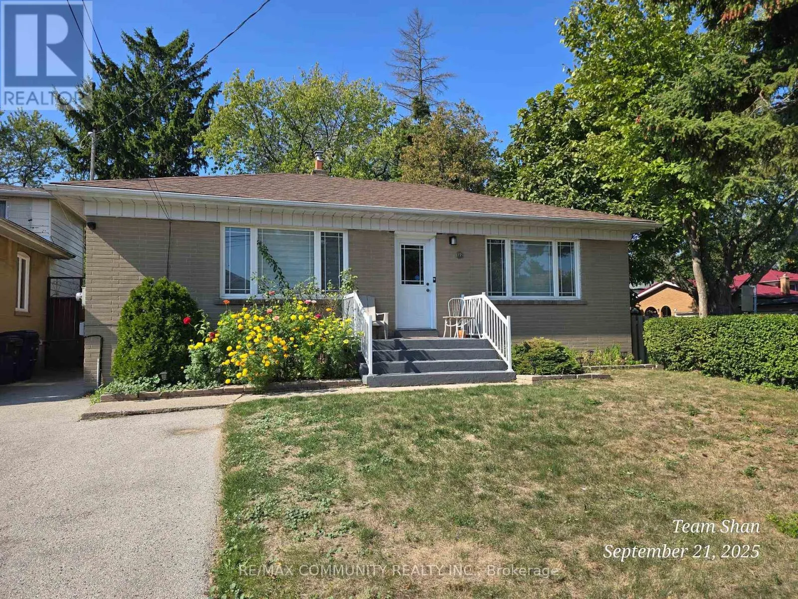 122 KITCHENER ROAD
