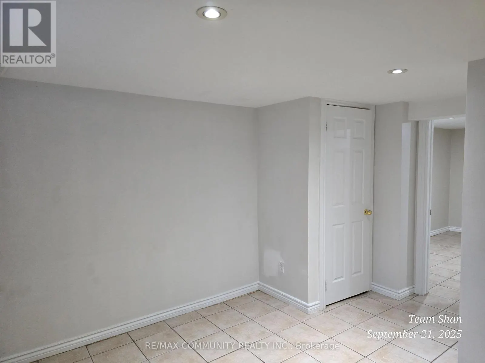 122 KITCHENER ROAD