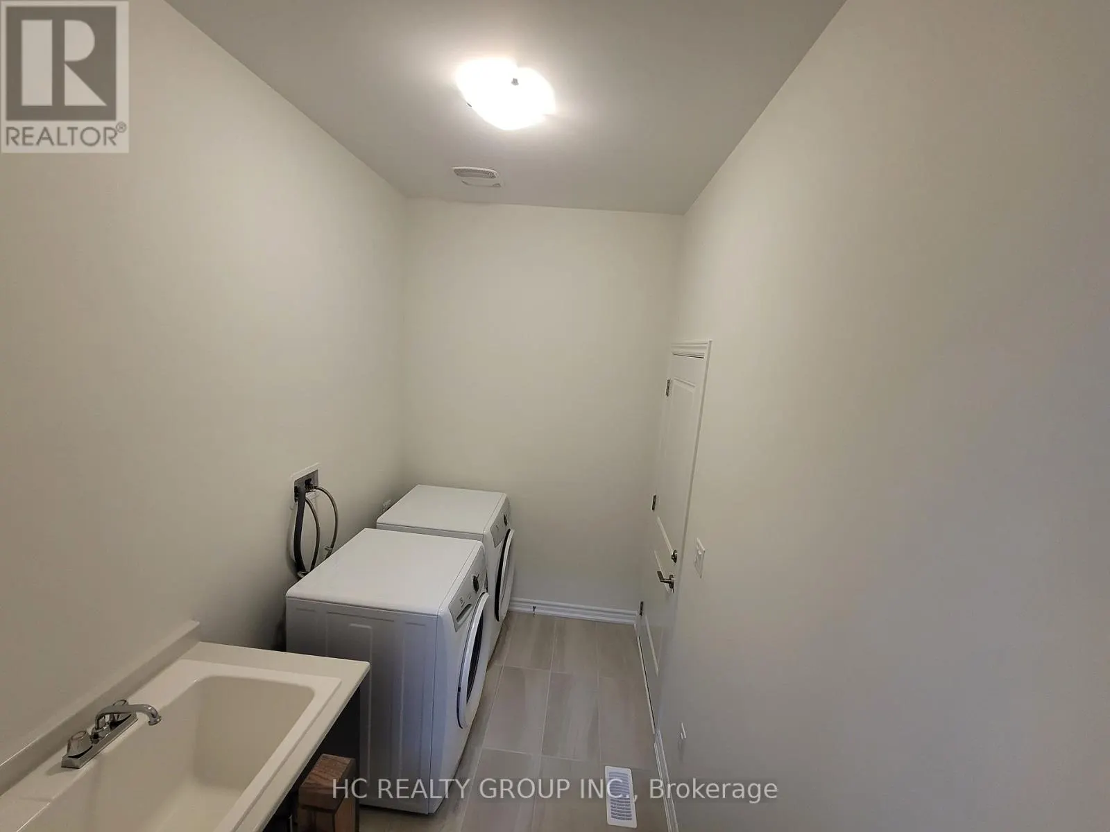 20 BRIDGELAND DRIVE