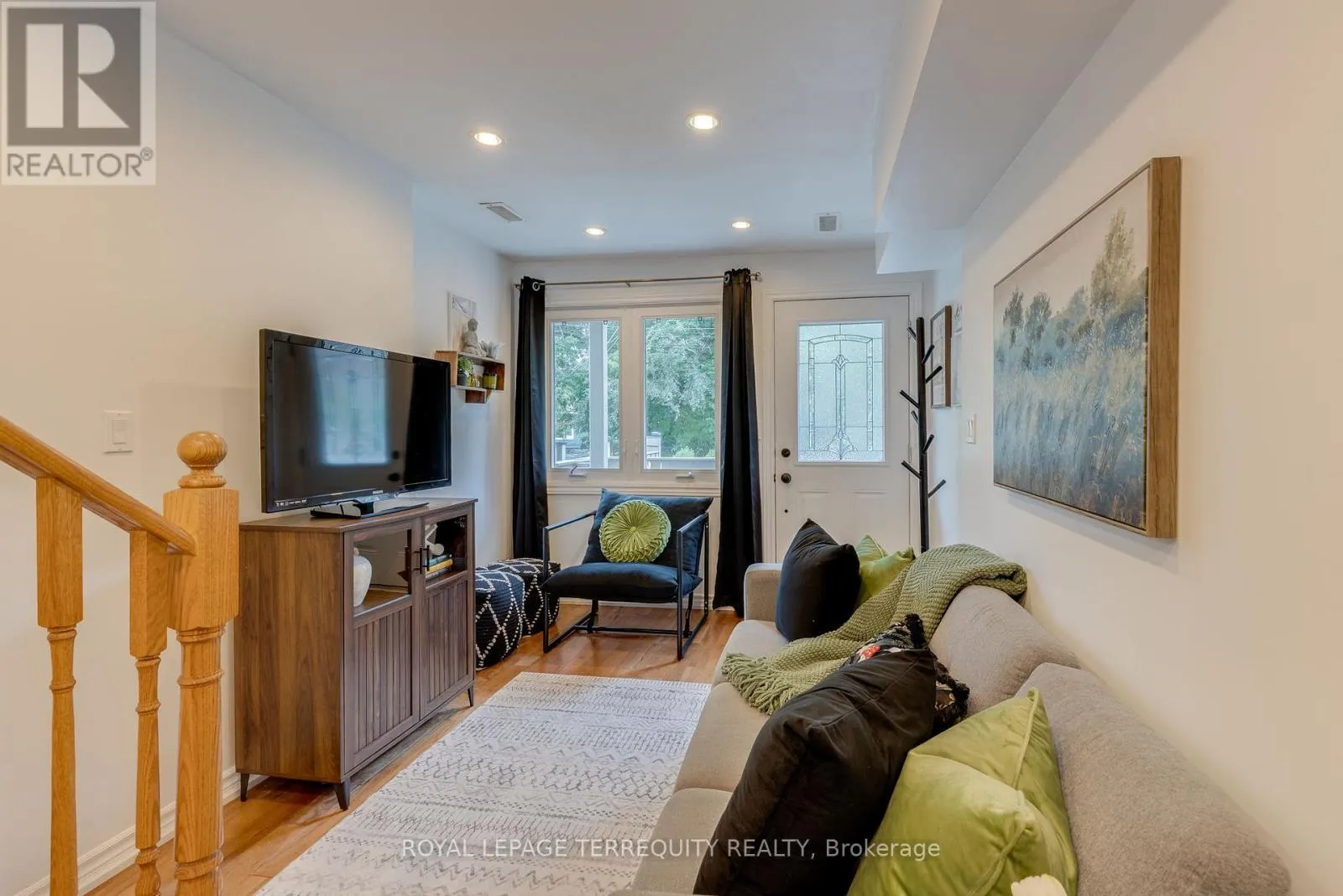 823 CRAVEN ROAD