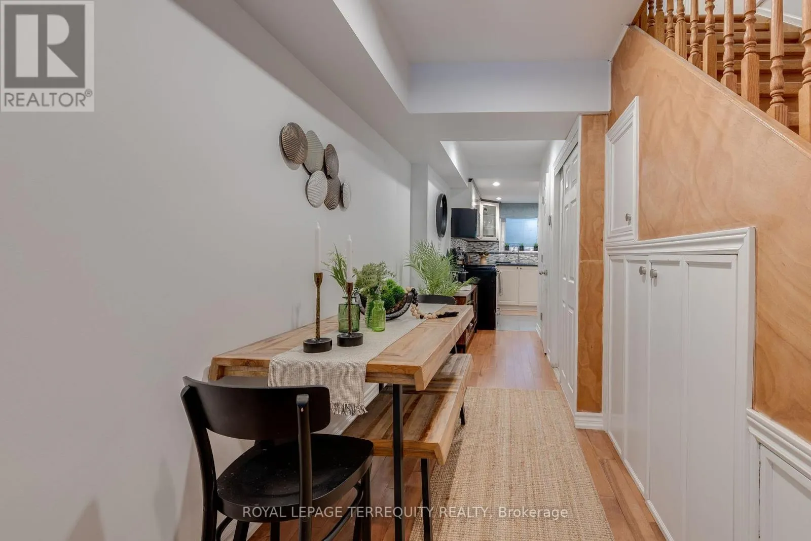 823 CRAVEN ROAD