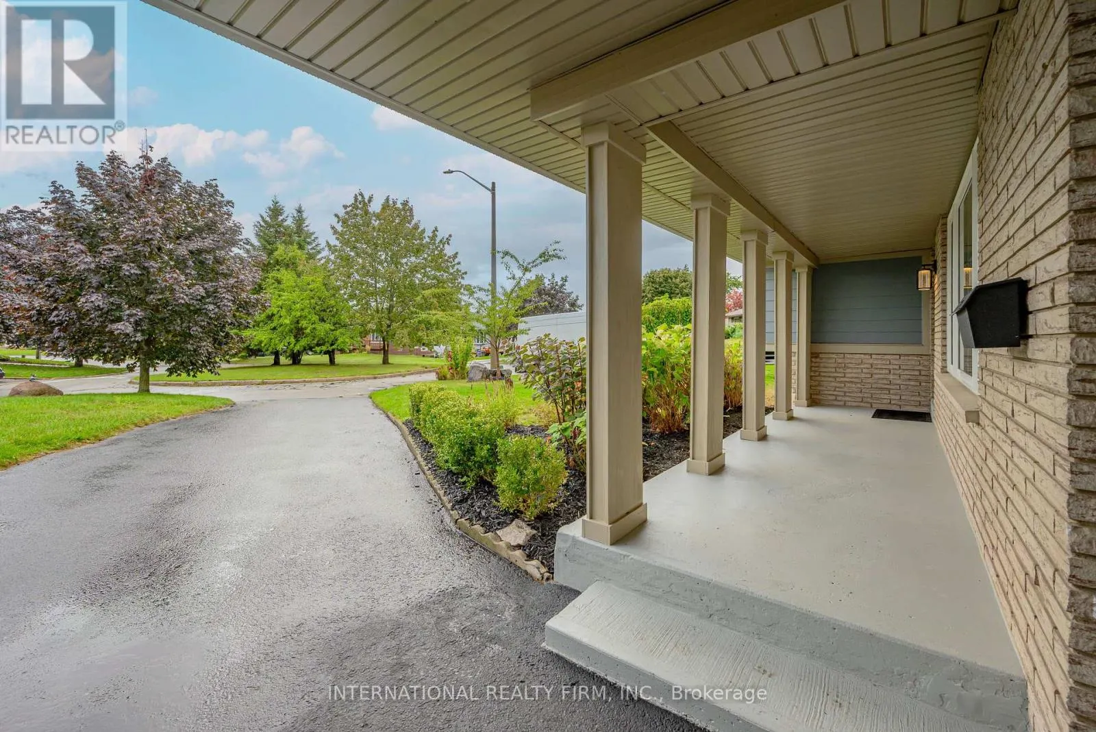 55 ORIOLE COURT