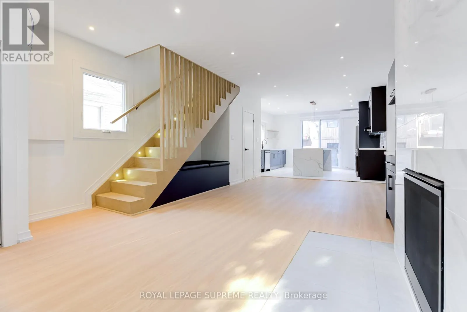 11A CONDOR AVENUE