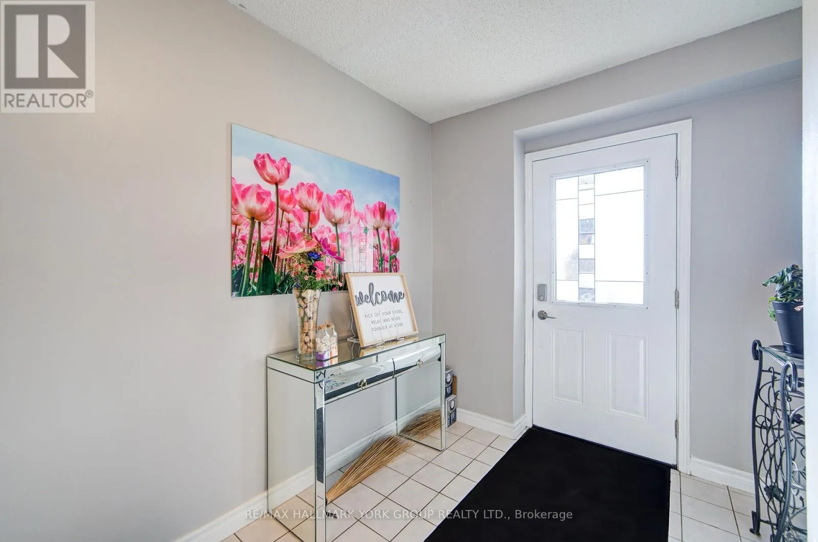 1 PARKLAWN DRIVE