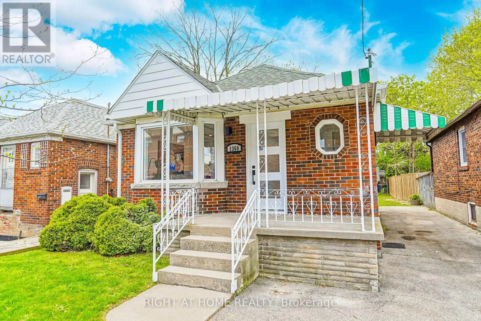 1360 WOODBINE AVENUE