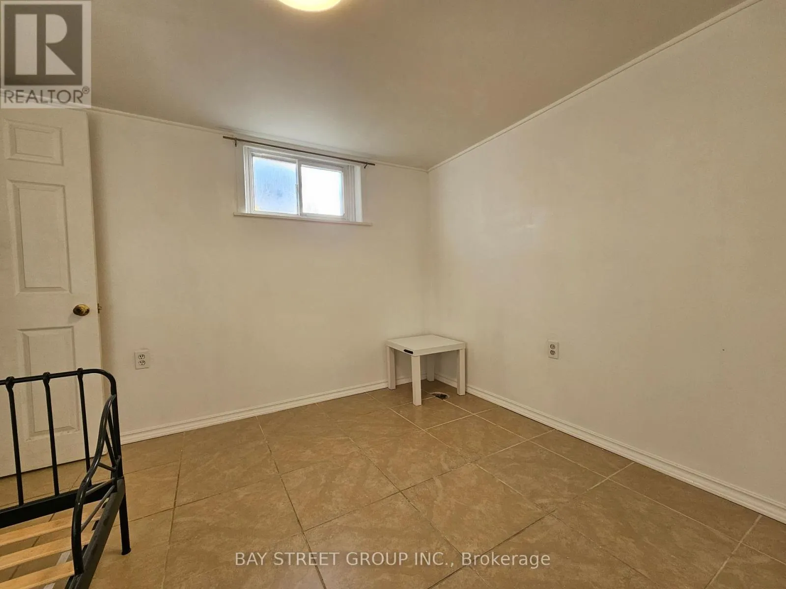 BSMT - 52 JANET BOULEVARD