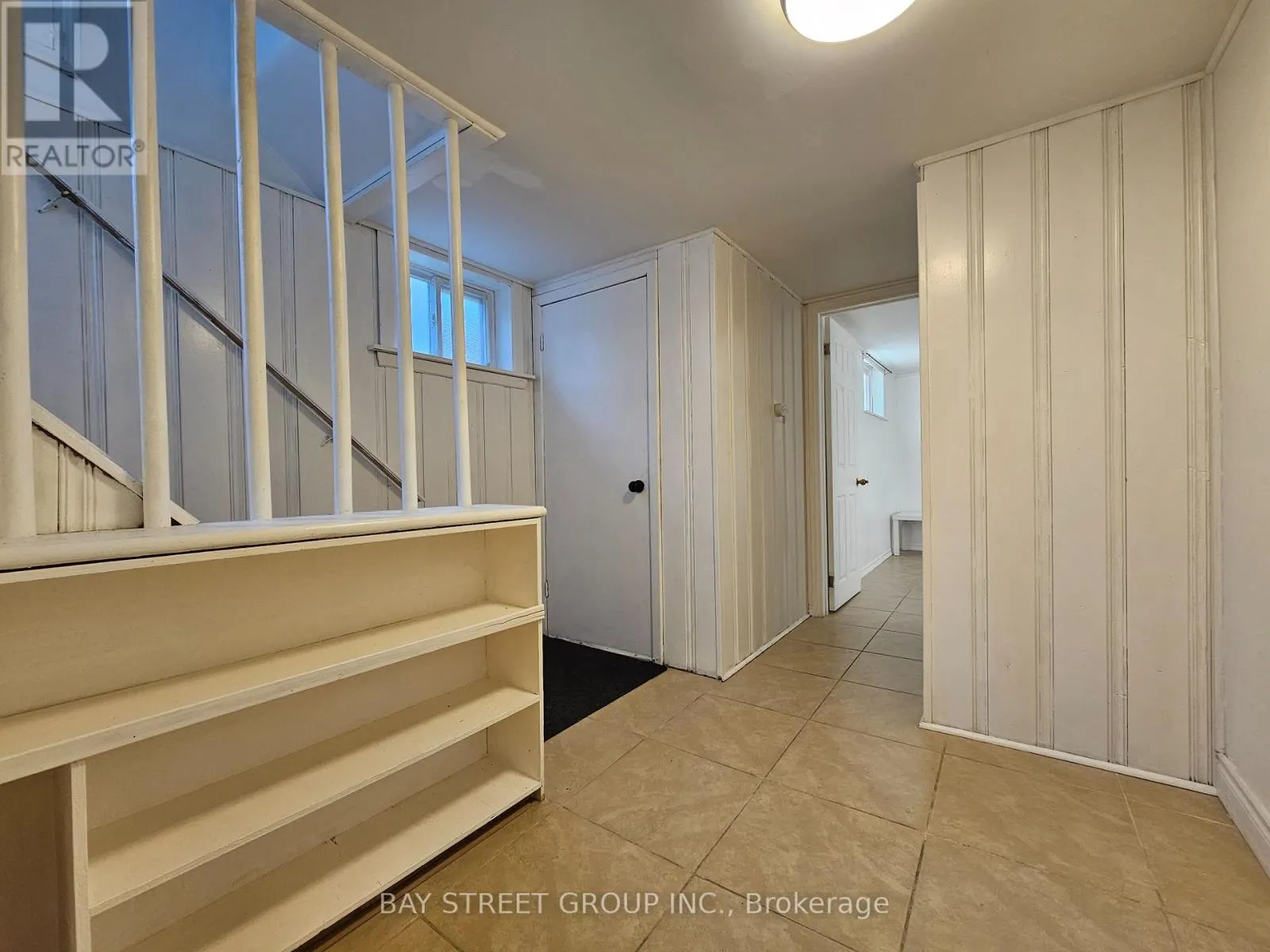 BSMT - 52 JANET BOULEVARD