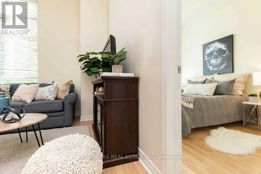 TH93A - 83 BOROUGH DRIVE
