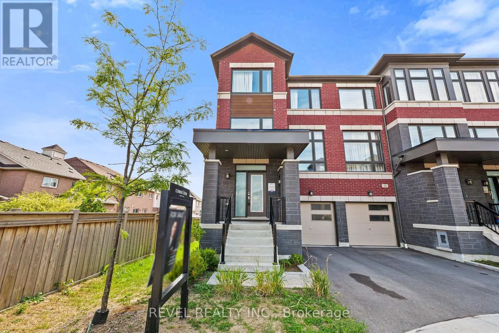 48 DOUET LANE