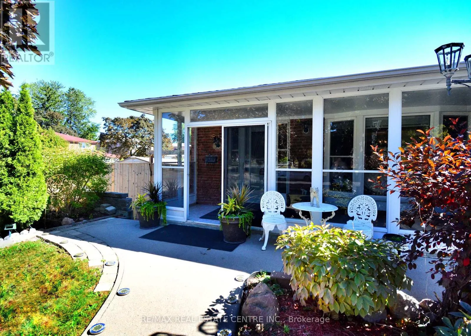 49 BOARHILL DRIVE