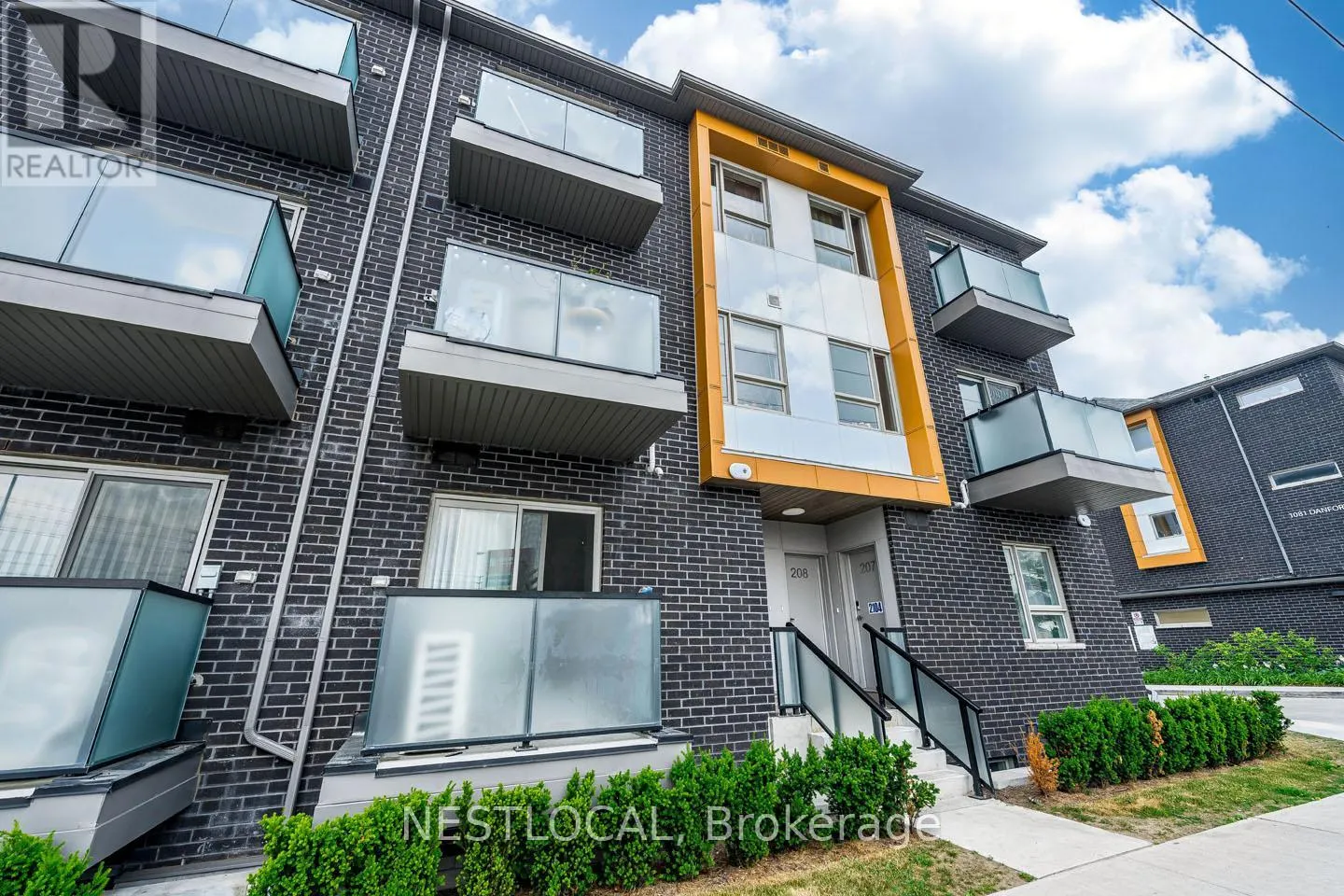 206 - 1085 DANFORTH ROAD
