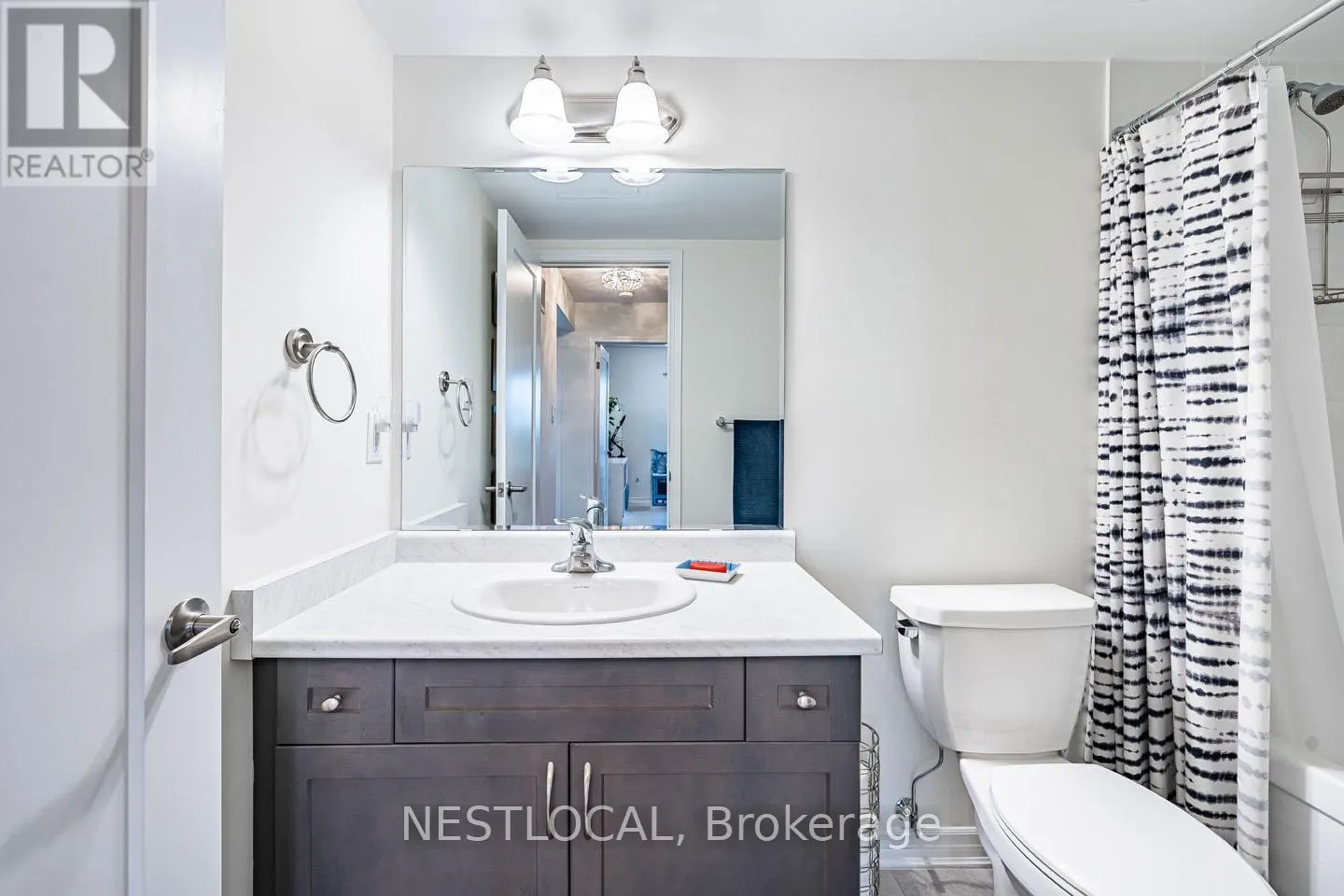 206 - 1085 DANFORTH ROAD