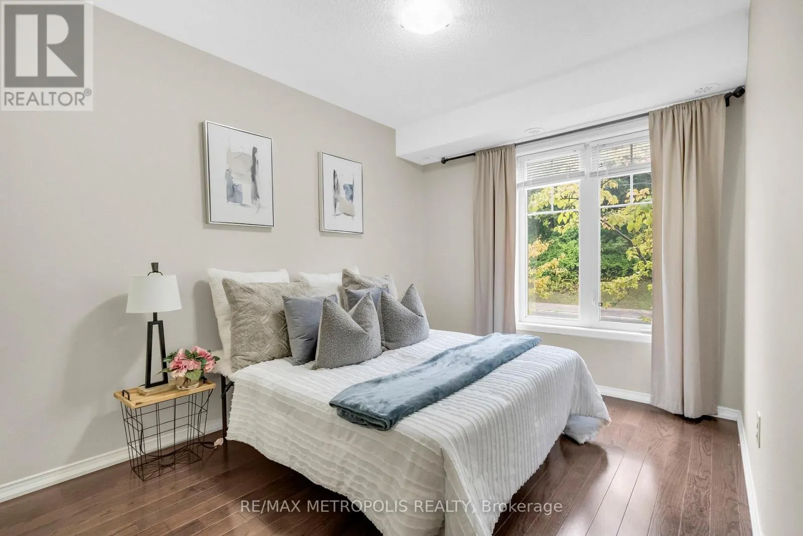 13 - 669A WARDEN AVENUE