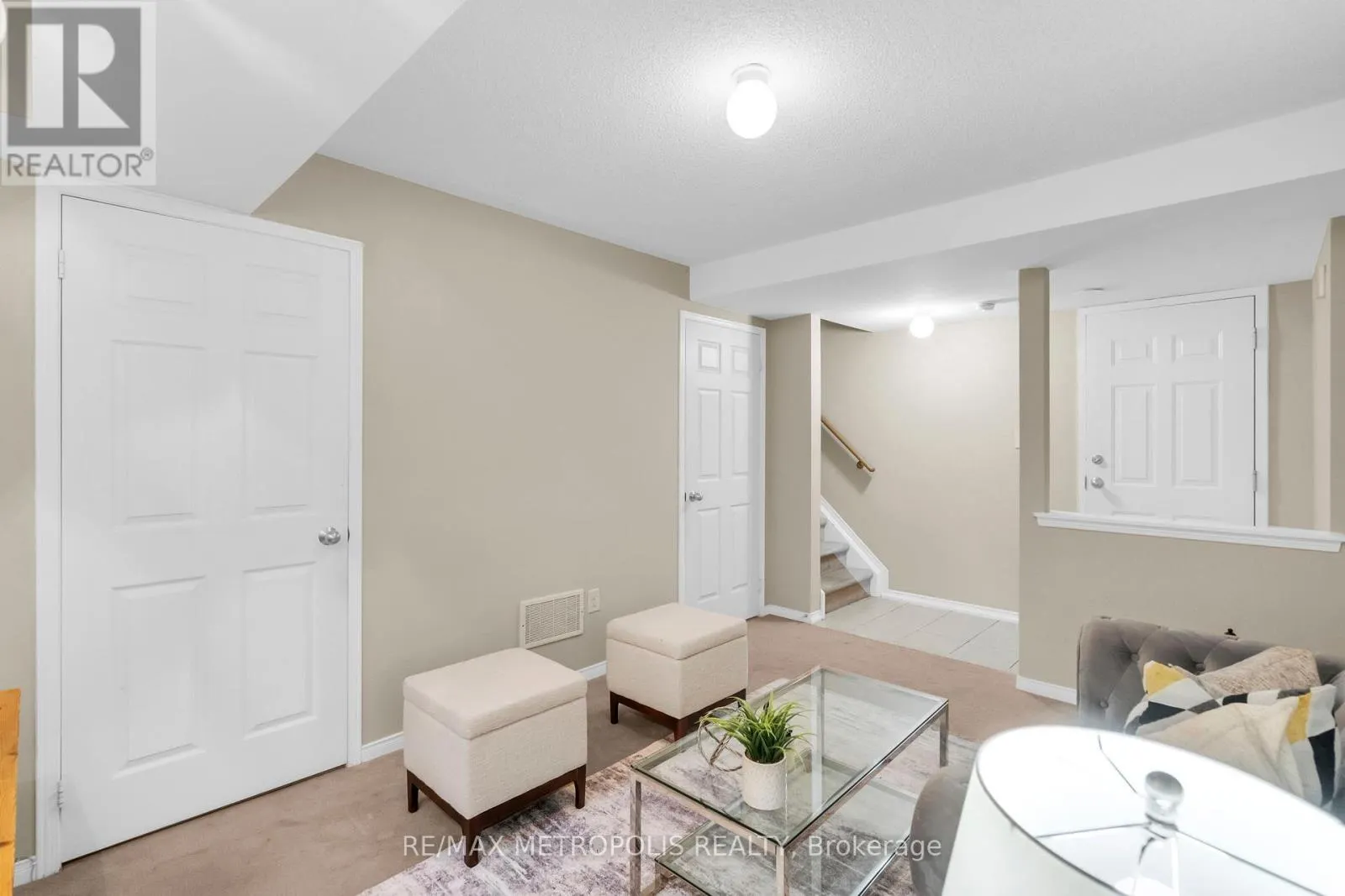 13 - 669A WARDEN AVENUE
