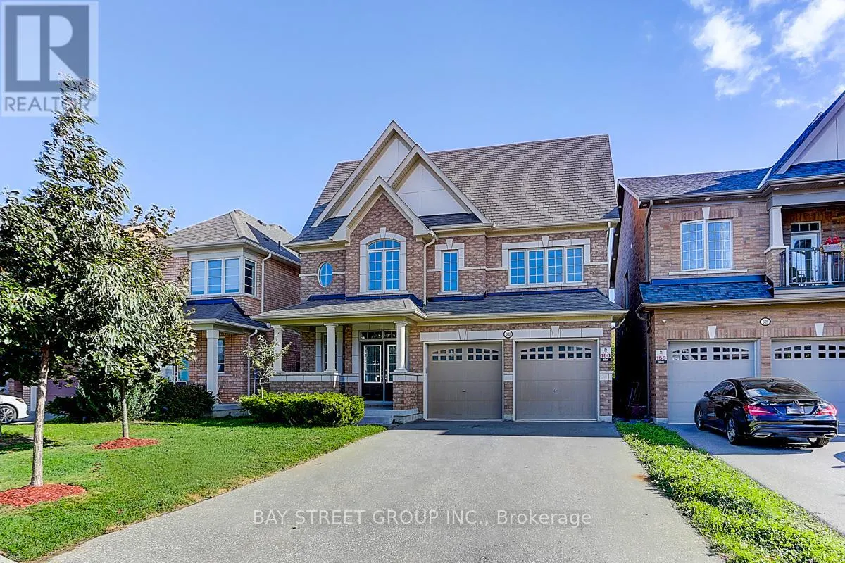 2433 EQUESTRIAN CRES CRESCENT