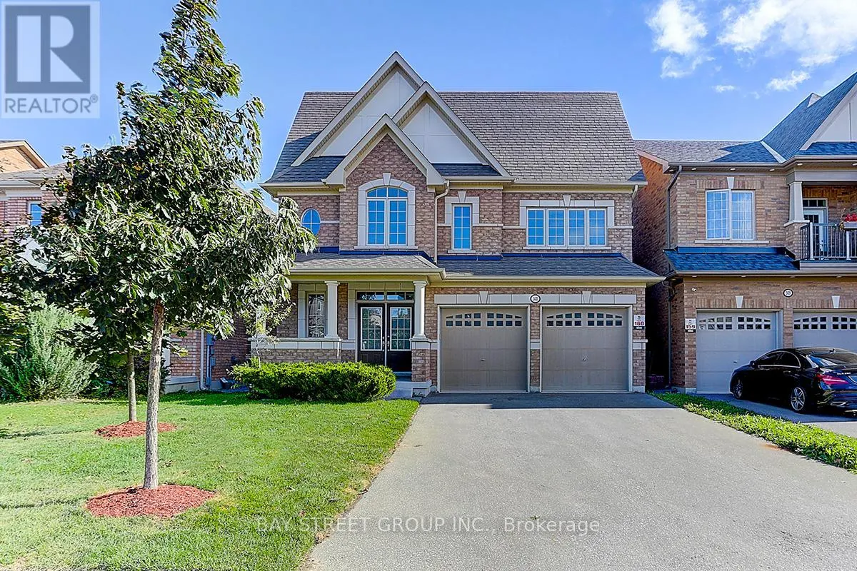 2433 EQUESTRIAN CRES CRESCENT