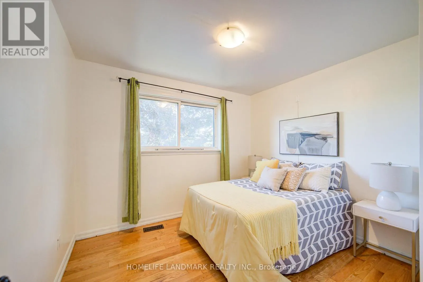 16 PALOMA PLACE