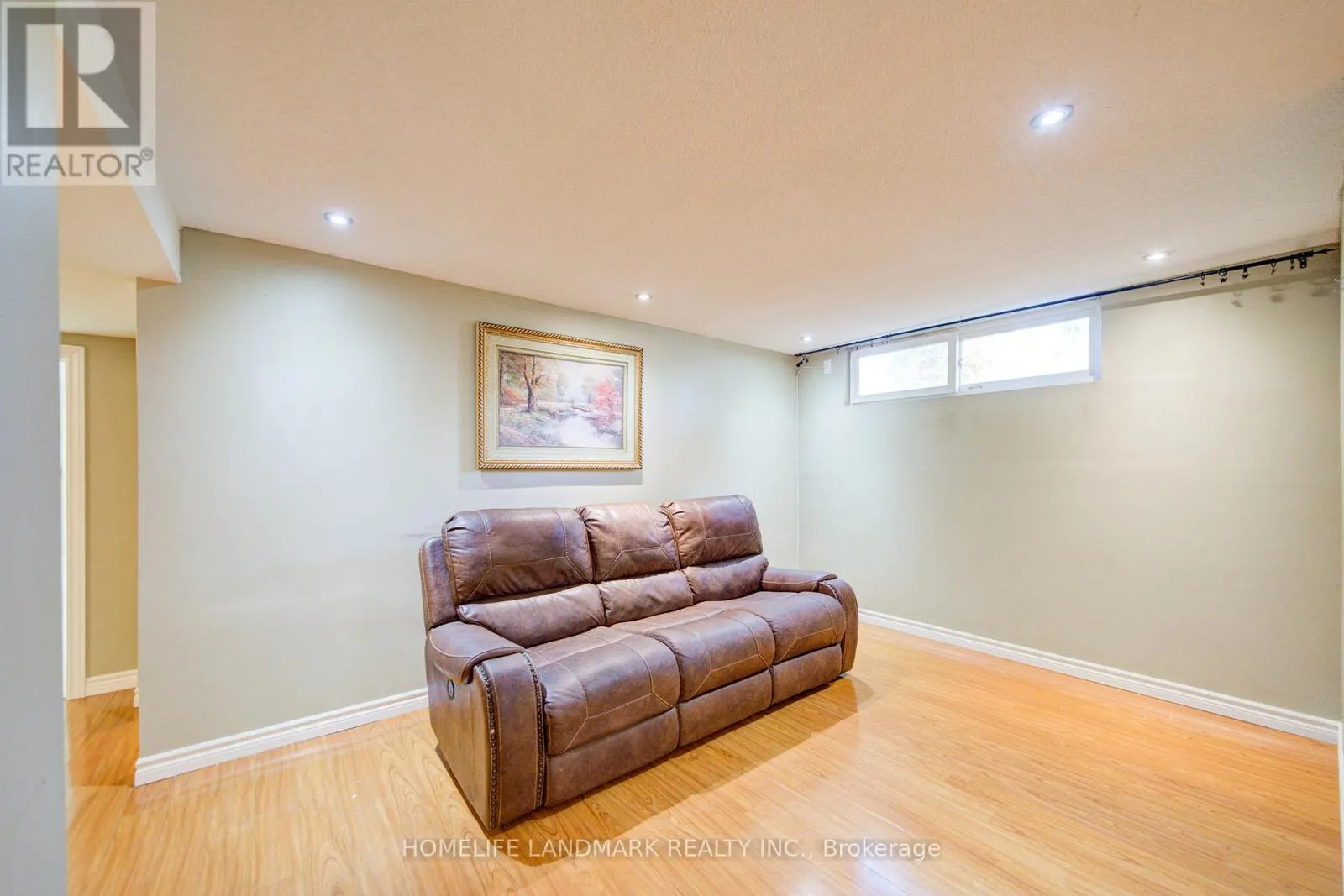 16 PALOMA PLACE