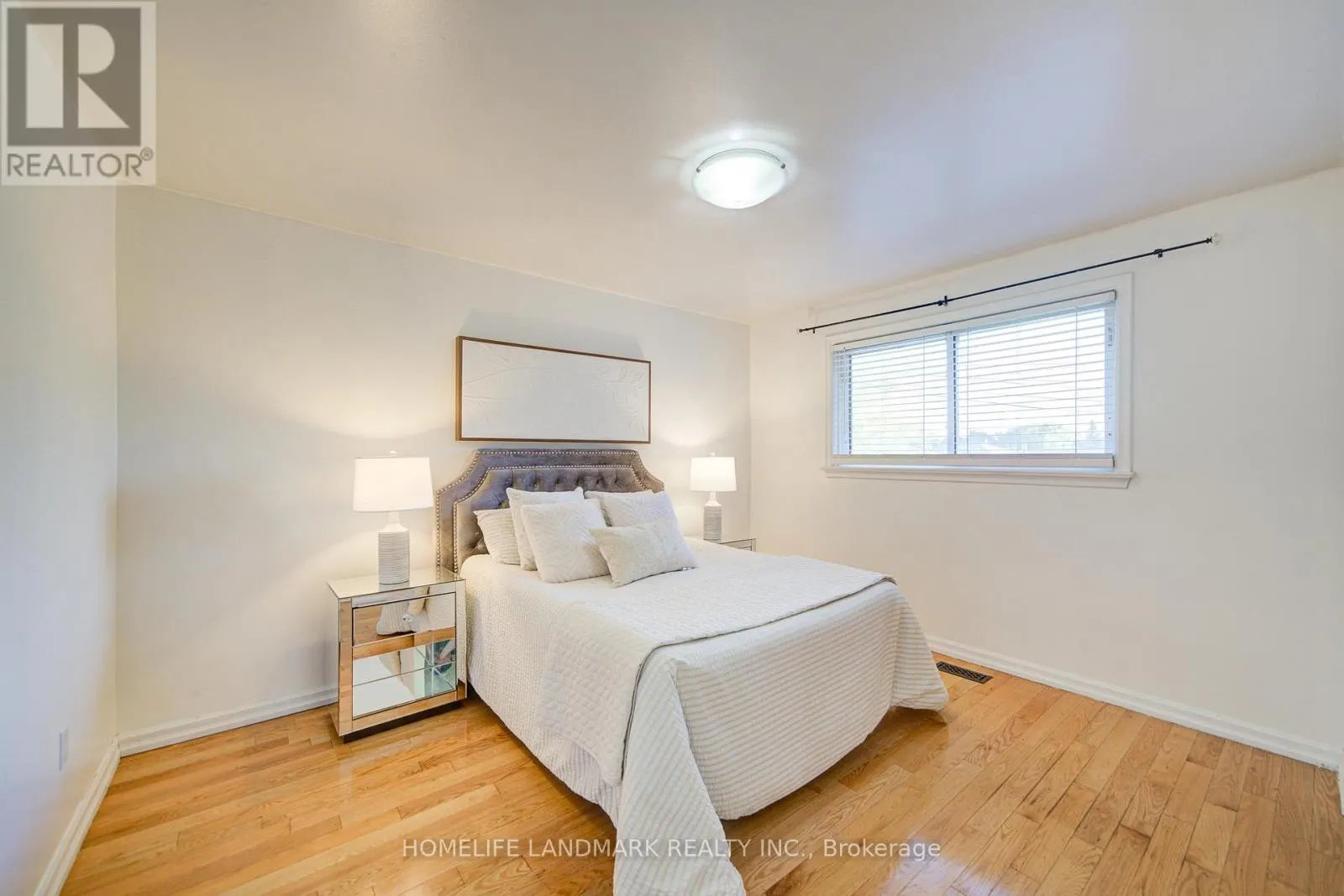 16 PALOMA PLACE