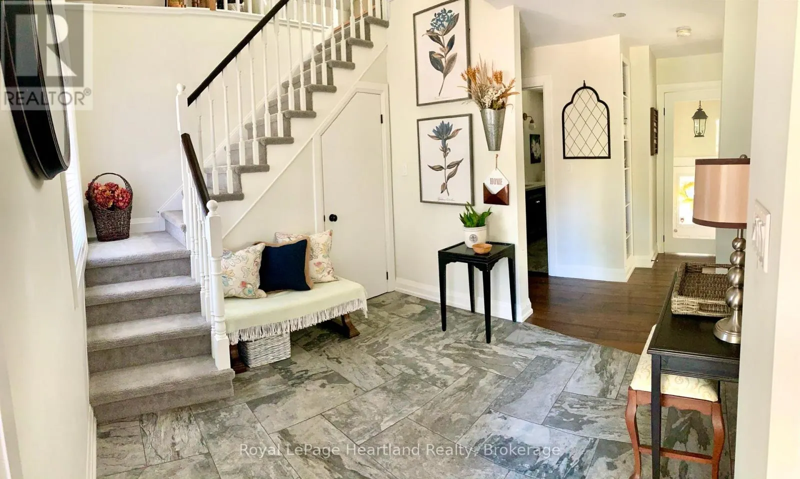 15 SCARBOROUGH HEIGHTS BOULEVARD