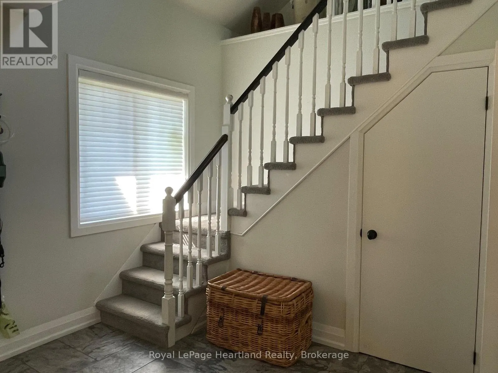 15 SCARBOROUGH HEIGHTS BOULEVARD