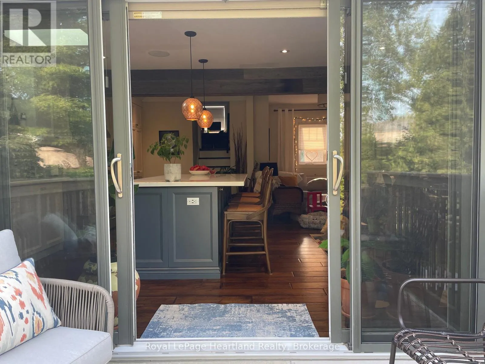 15 SCARBOROUGH HEIGHTS BOULEVARD