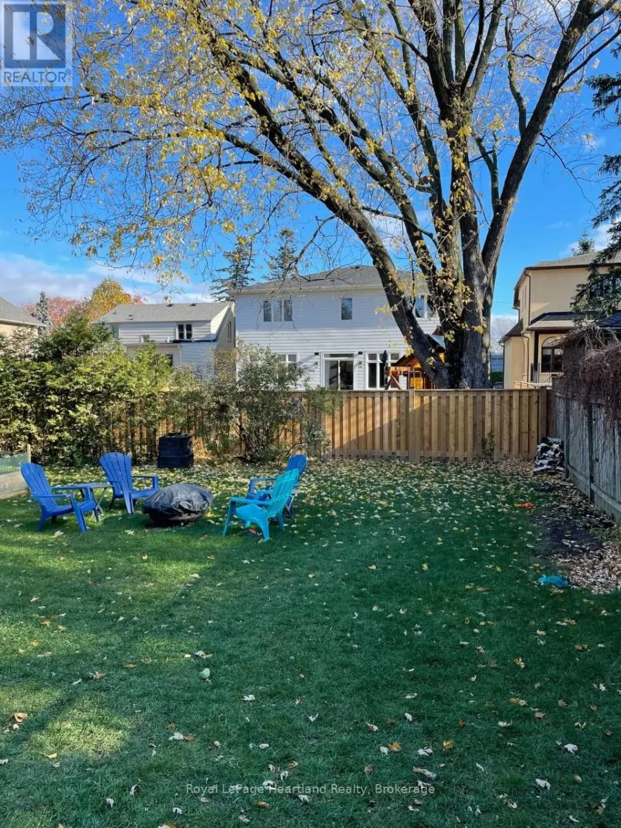 15 SCARBOROUGH HEIGHTS BOULEVARD
