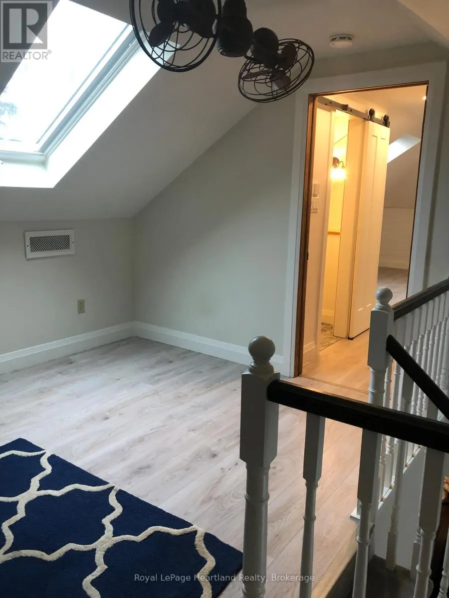 15 SCARBOROUGH HEIGHTS BOULEVARD