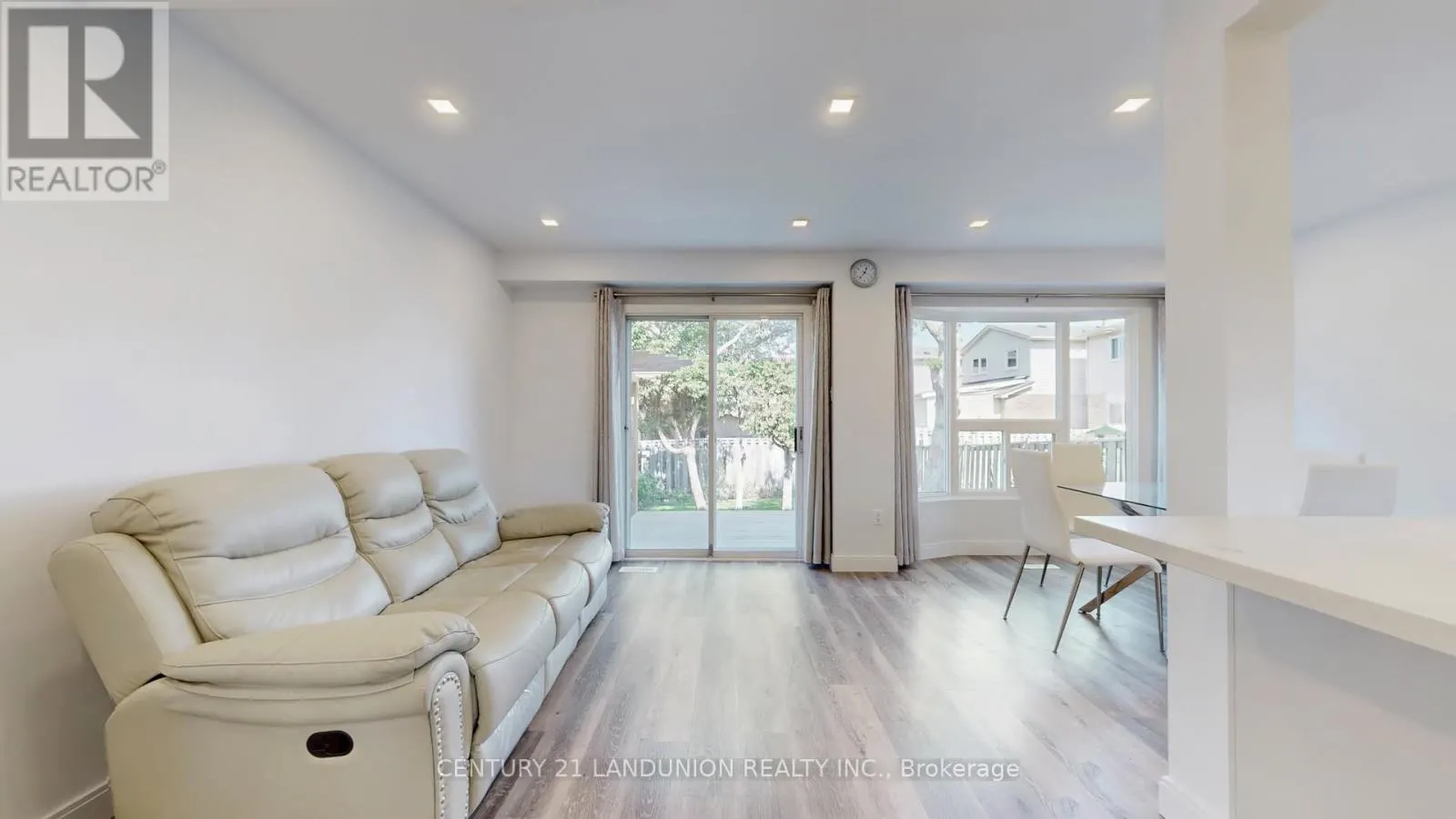 78 MARESFIELD DRIVE