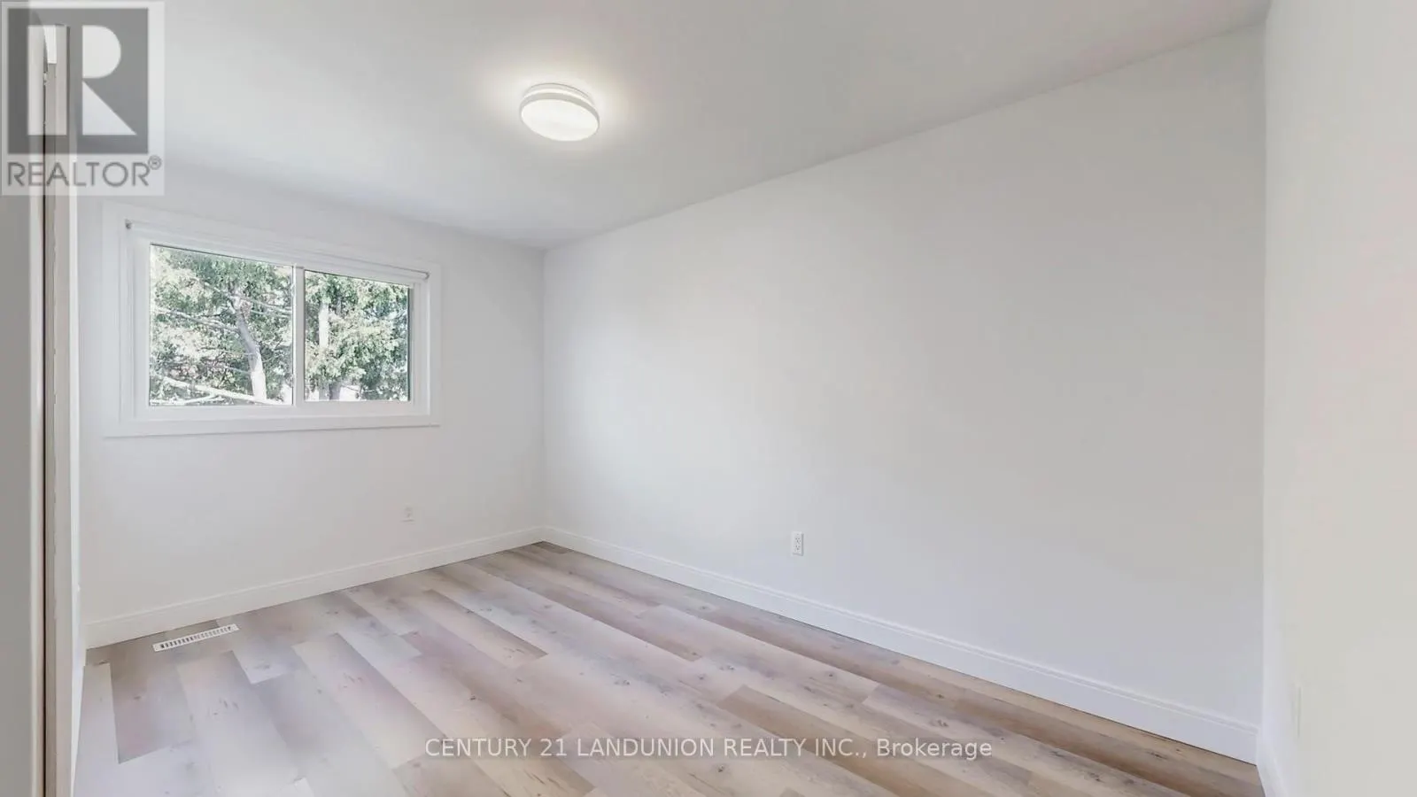 78 MARESFIELD DRIVE