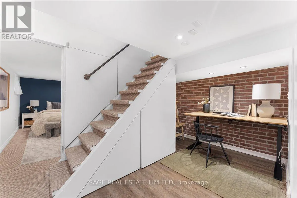 28 PICKERING STREET