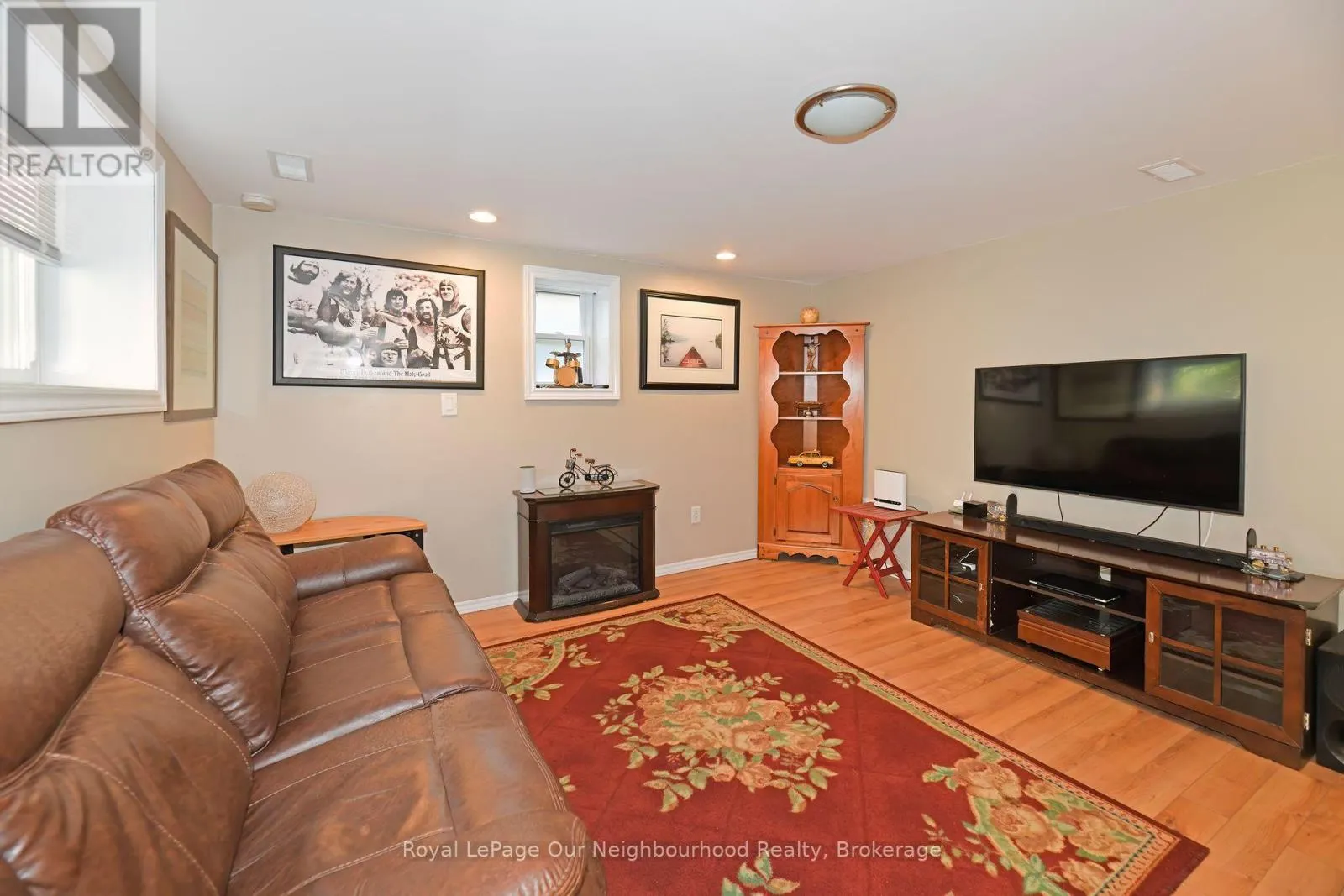 1275 KINGSTON ROAD