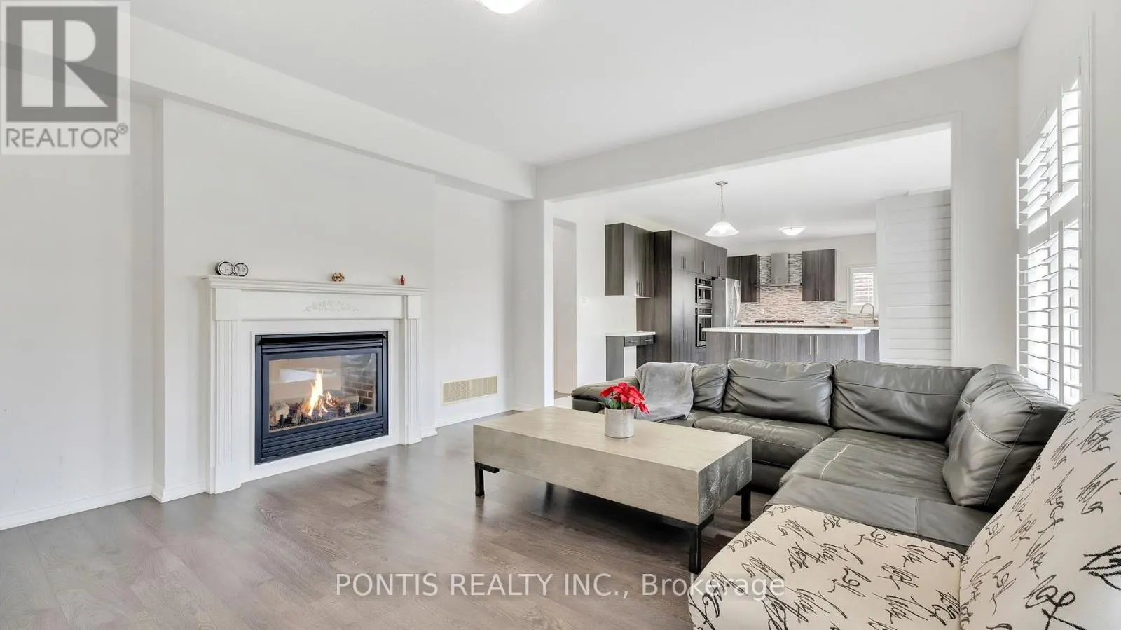 2051 HUNKING COURT