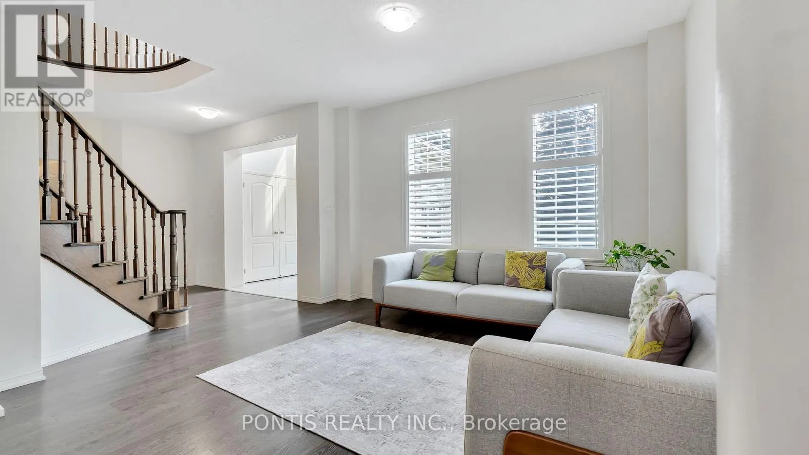 2051 HUNKING COURT