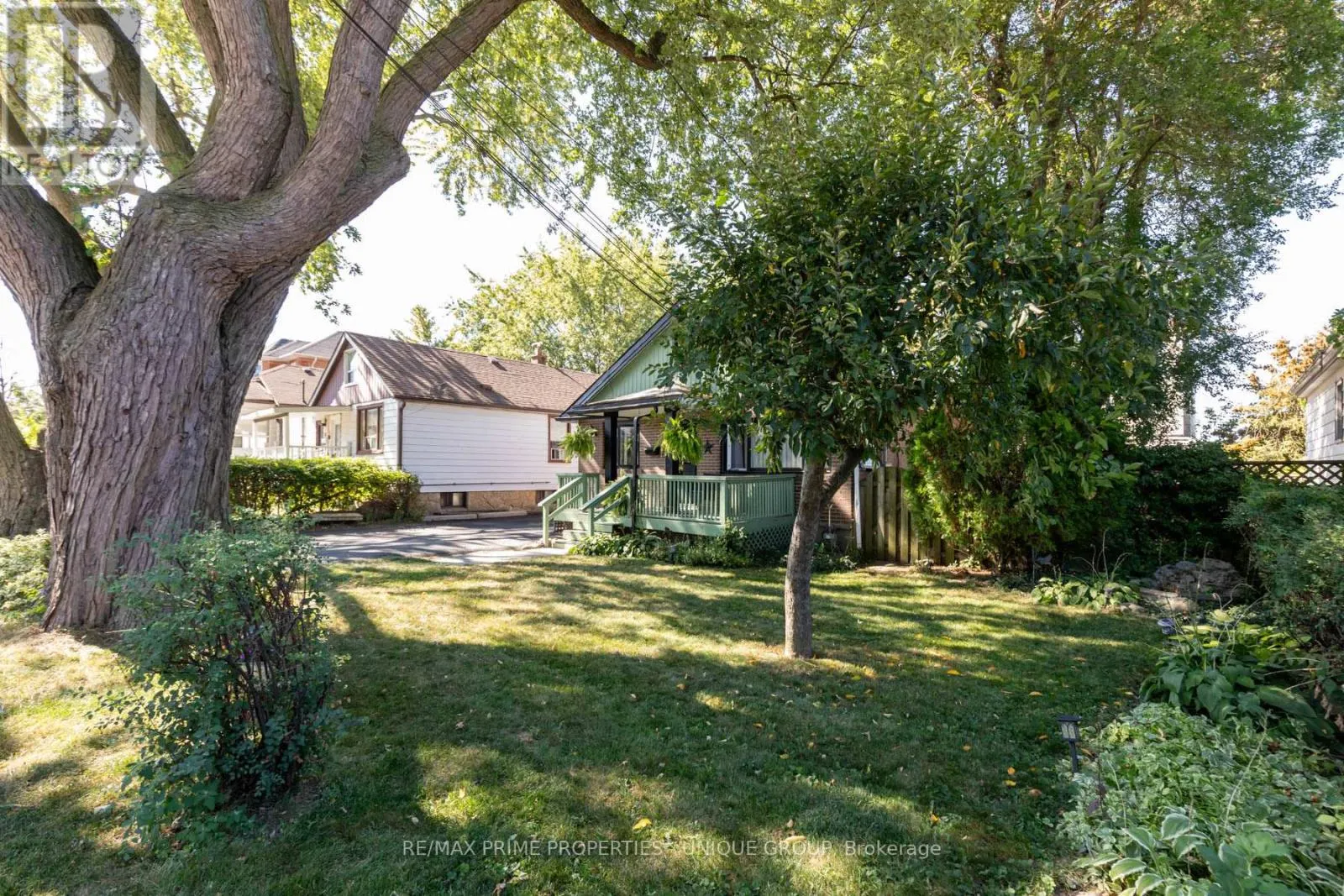 40 JEAVONS AVENUE