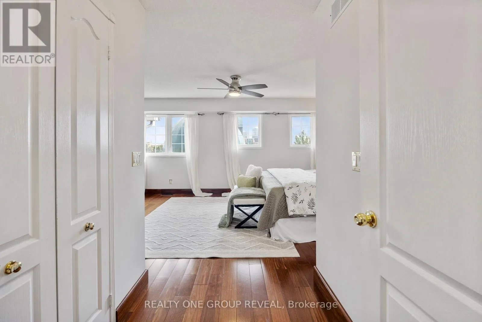803 - 1400 THE ESPLANADE DRIVE N