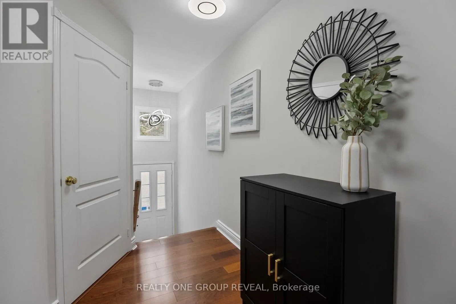 803 - 1400 THE ESPLANADE DRIVE N