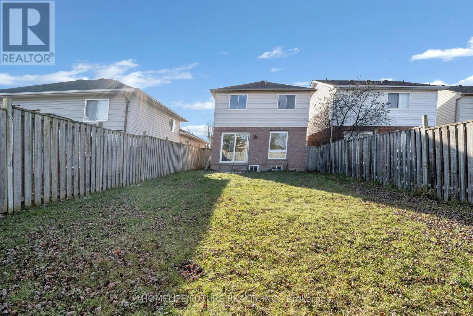 1803 DALHOUSIE CRESCENT