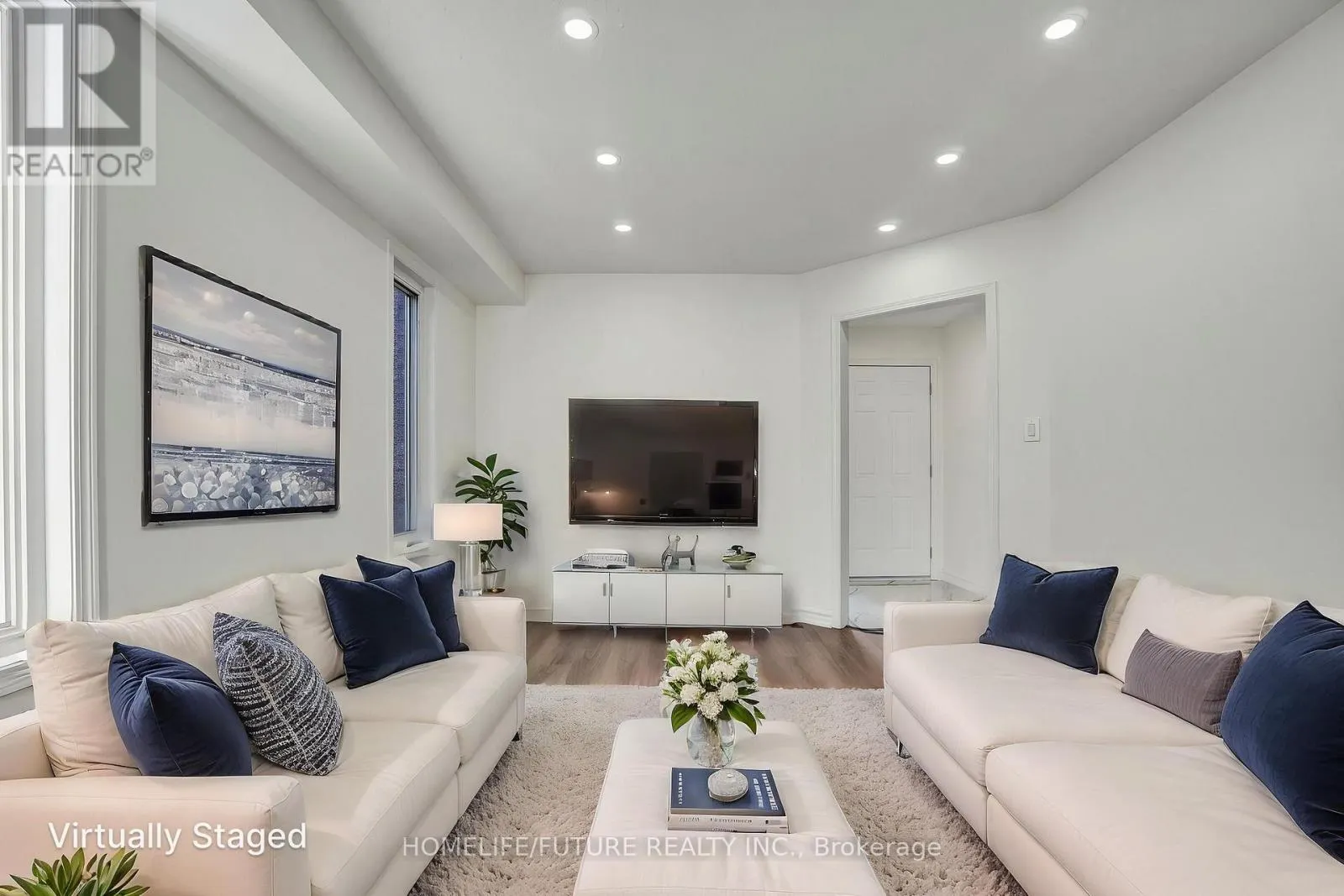 1803 DALHOUSIE CRESCENT